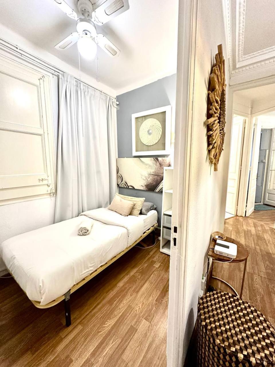 Big And Bright Apartment Bcn Barcelona Exterior photo